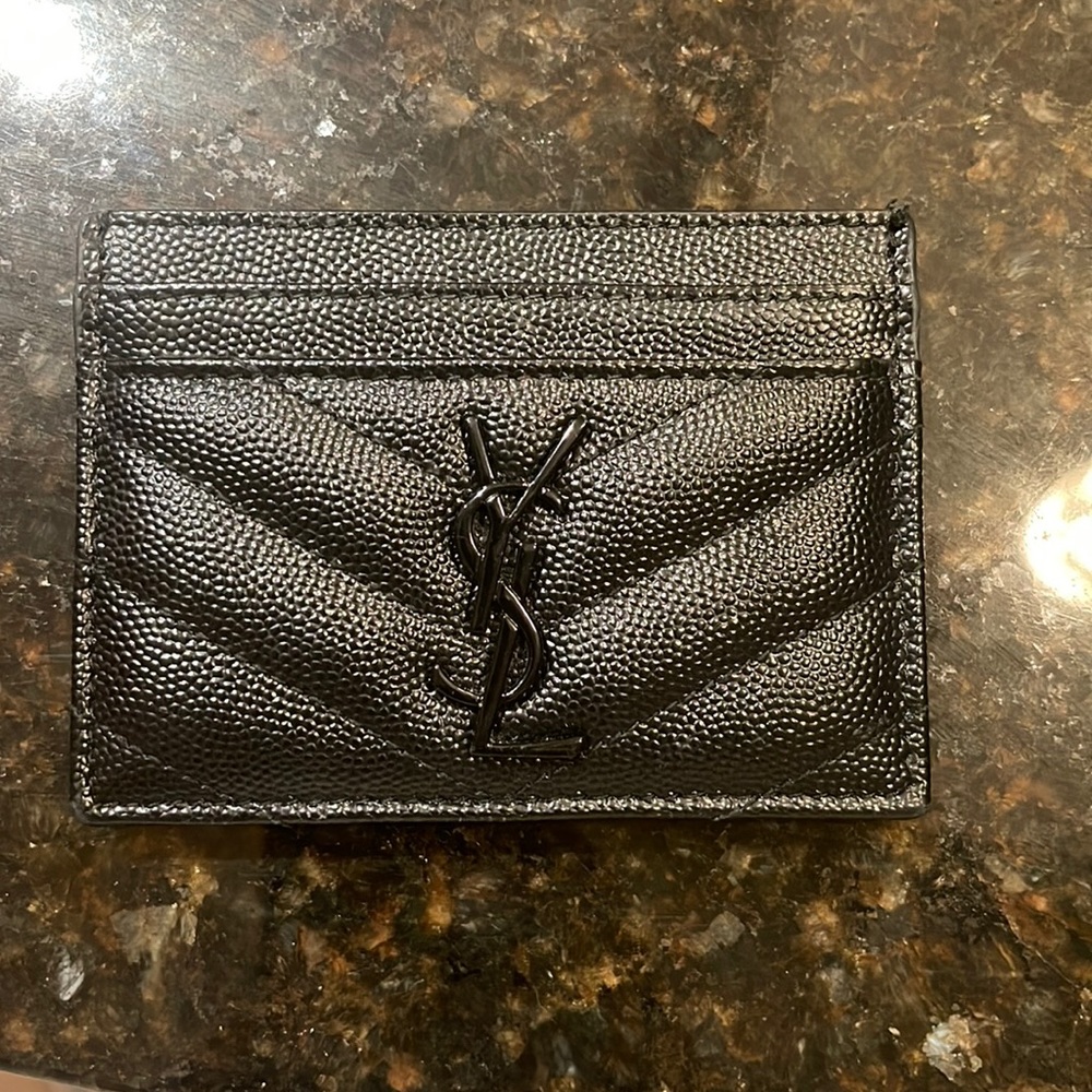 Saint Laurent credit card holder !